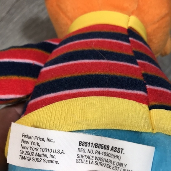 Fisher Price Vintage Earnie Plush Doll Dated 2002 - Picture 5 of 7